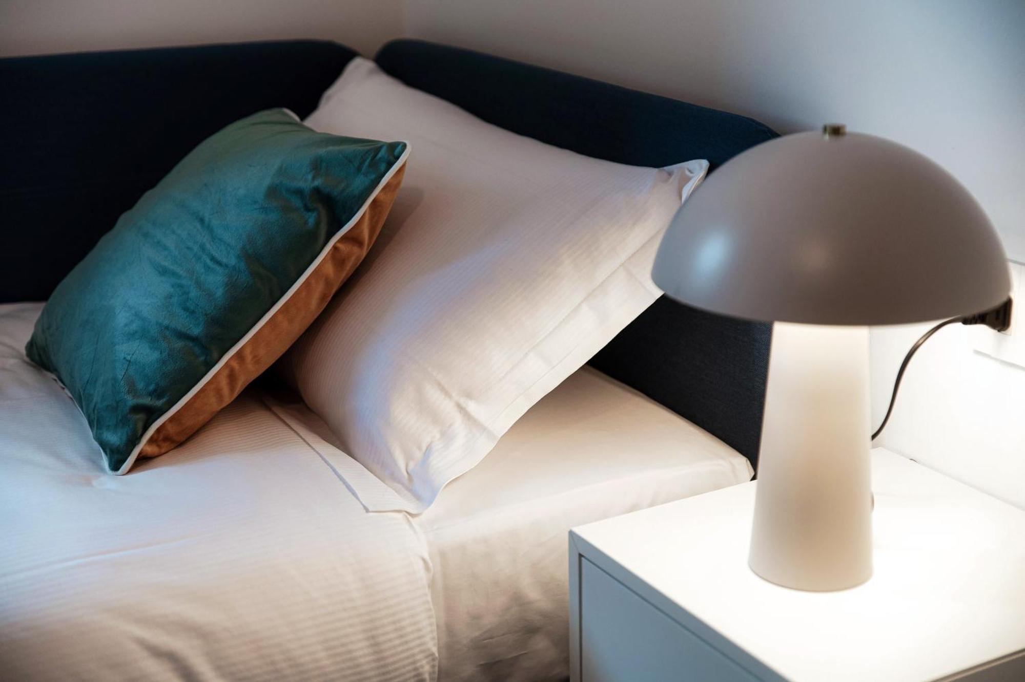 Lario Suite Apartments By Quokka 360 - With Parking Next To Como City Ngoại thất bức ảnh