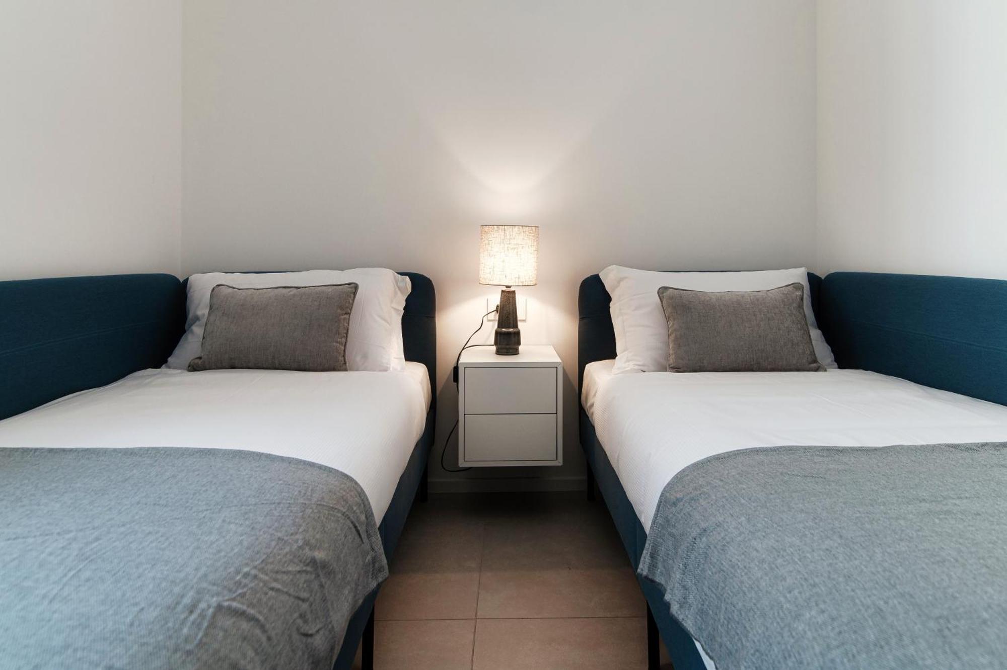 Lario Suite Apartments By Quokka 360 - With Parking Next To Como City Ngoại thất bức ảnh