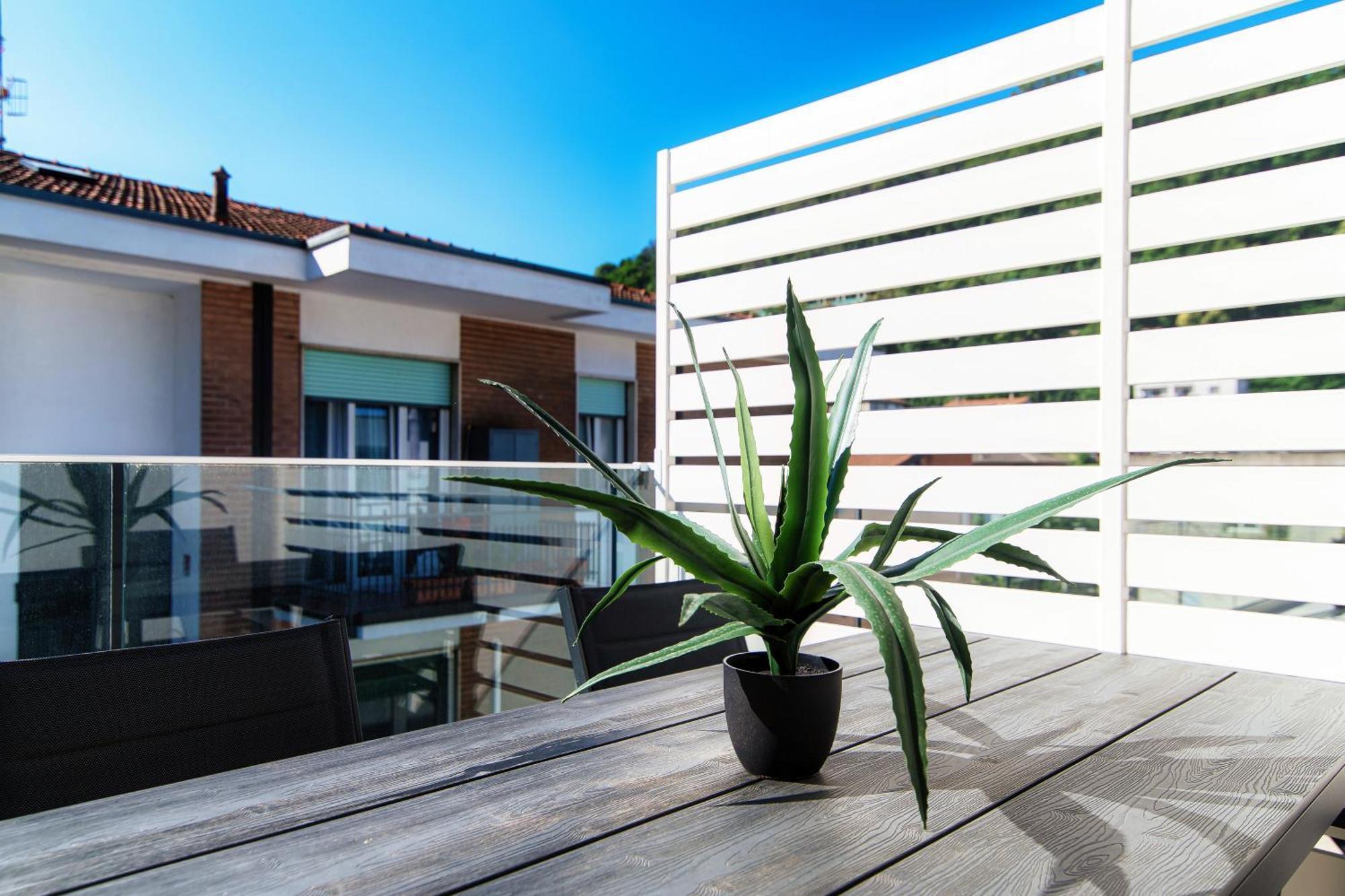 Lario Suite Apartments By Quokka 360 - With Parking Next To Como City Ngoại thất bức ảnh