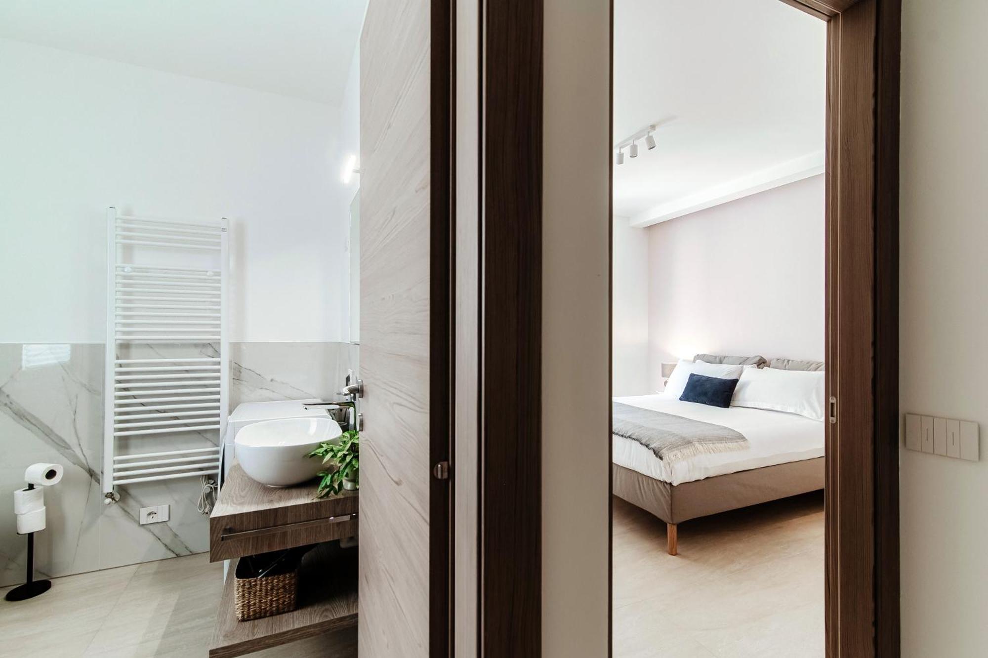 Lario Suite Apartments By Quokka 360 - With Parking Next To Como City Ngoại thất bức ảnh