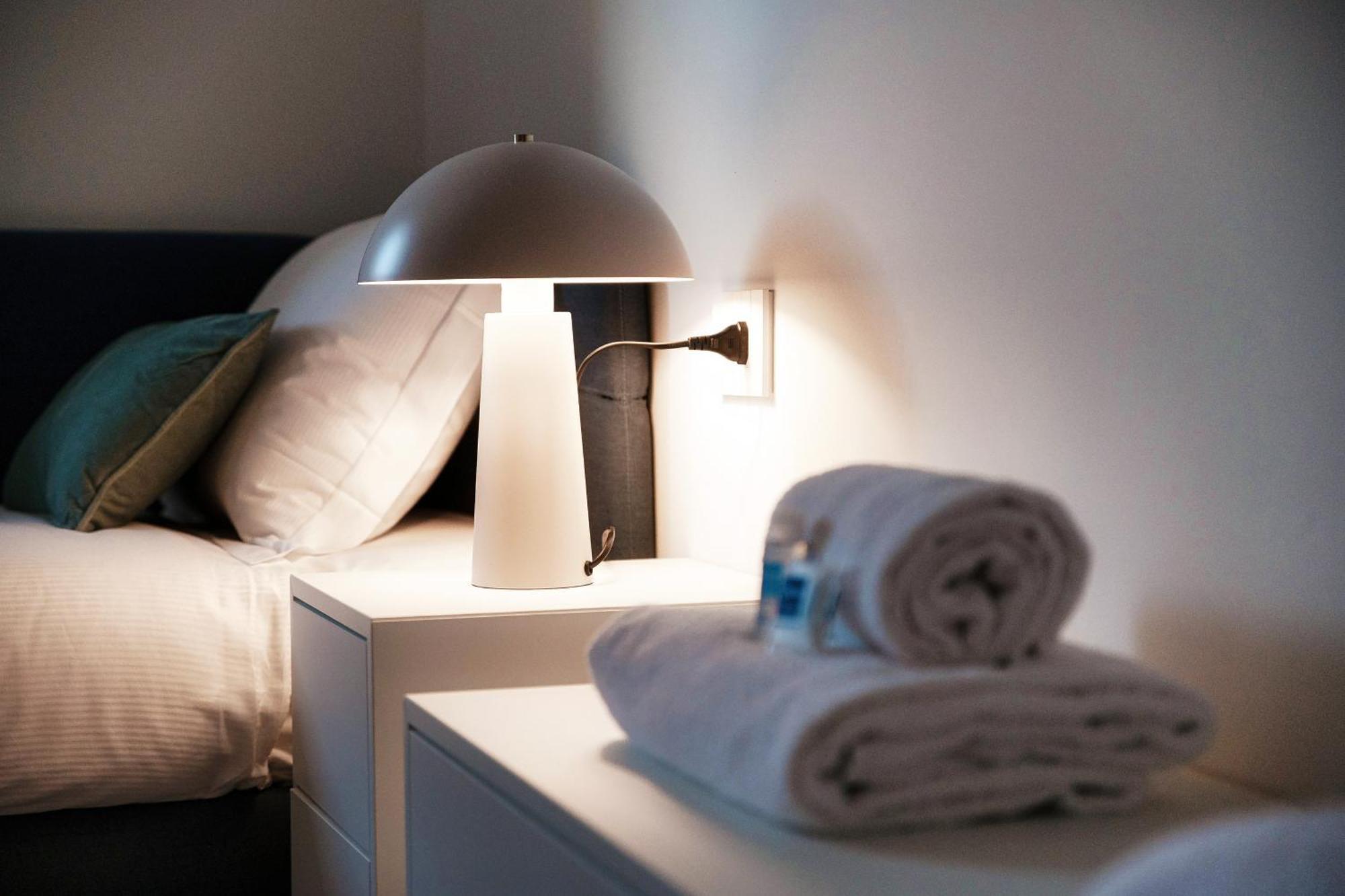 Lario Suite Apartments By Quokka 360 - With Parking Next To Como City Ngoại thất bức ảnh